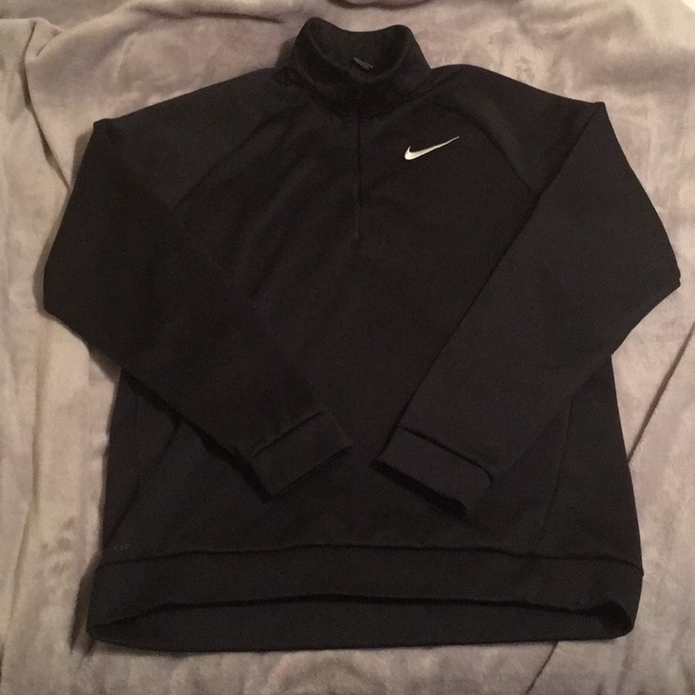 ✔️Nike pullover✔️